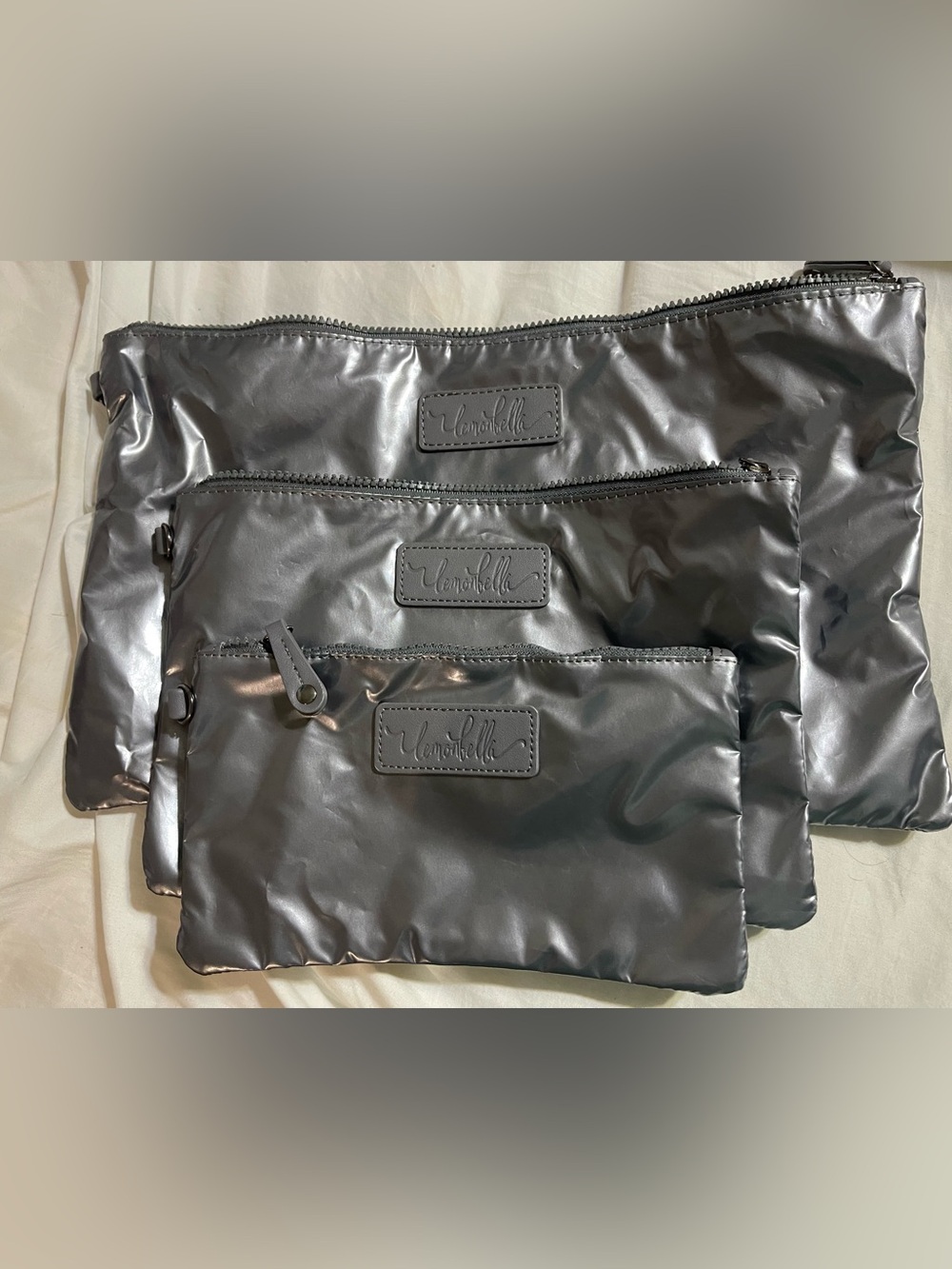 Lemonbella Carly Trio Wristlet / Cosmetic Packing Bag in Gunmetal. NWT
